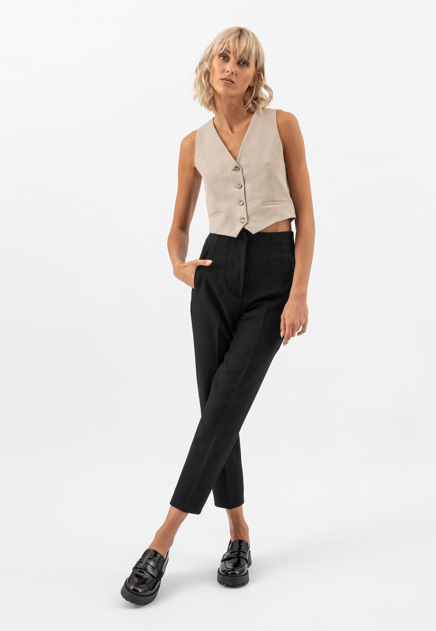 Czarne lakierowane mokasyny damskie