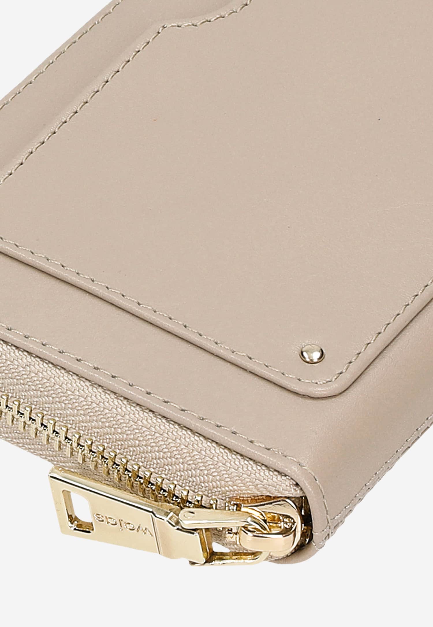 Duży beżowy portfel damski ze złotymi akcentami