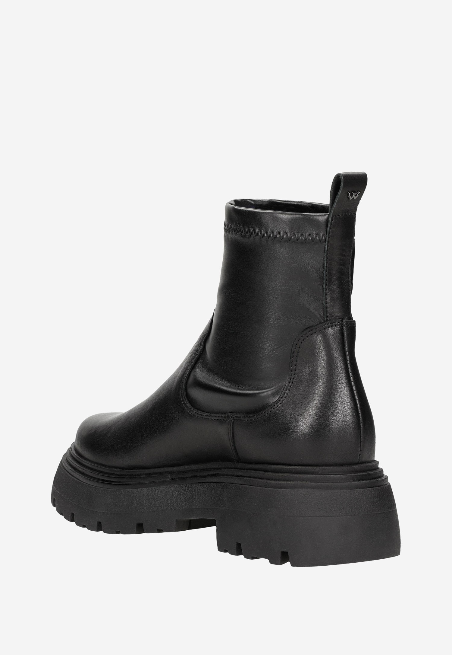 Czarne skórzane botki damskie na masywnej podeszwie