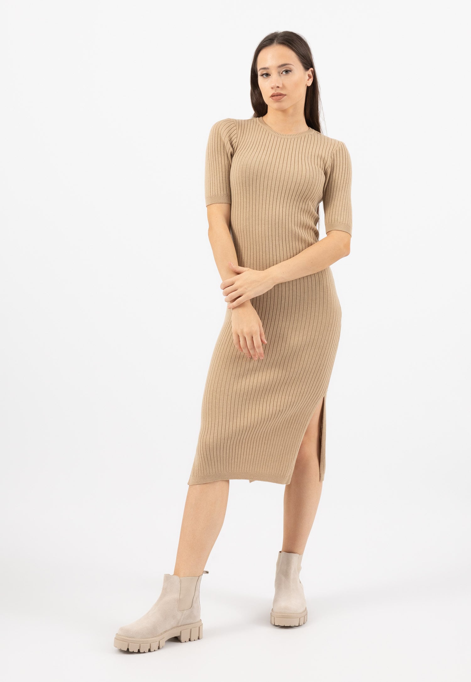 Beżowe wsuwane sztyblety damskie