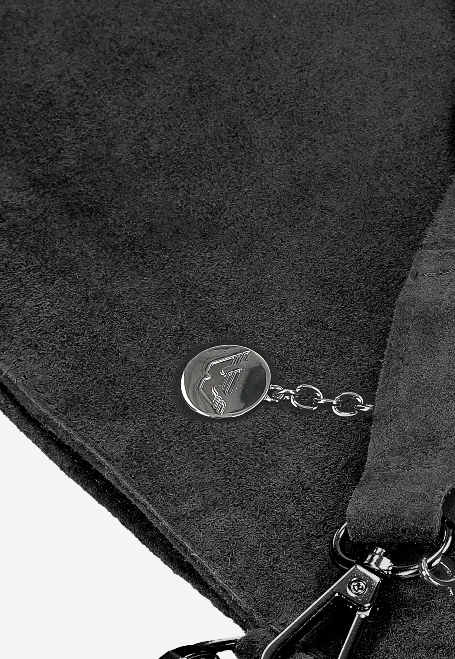 Czarna shopperka z ozdobnymi frędzlami