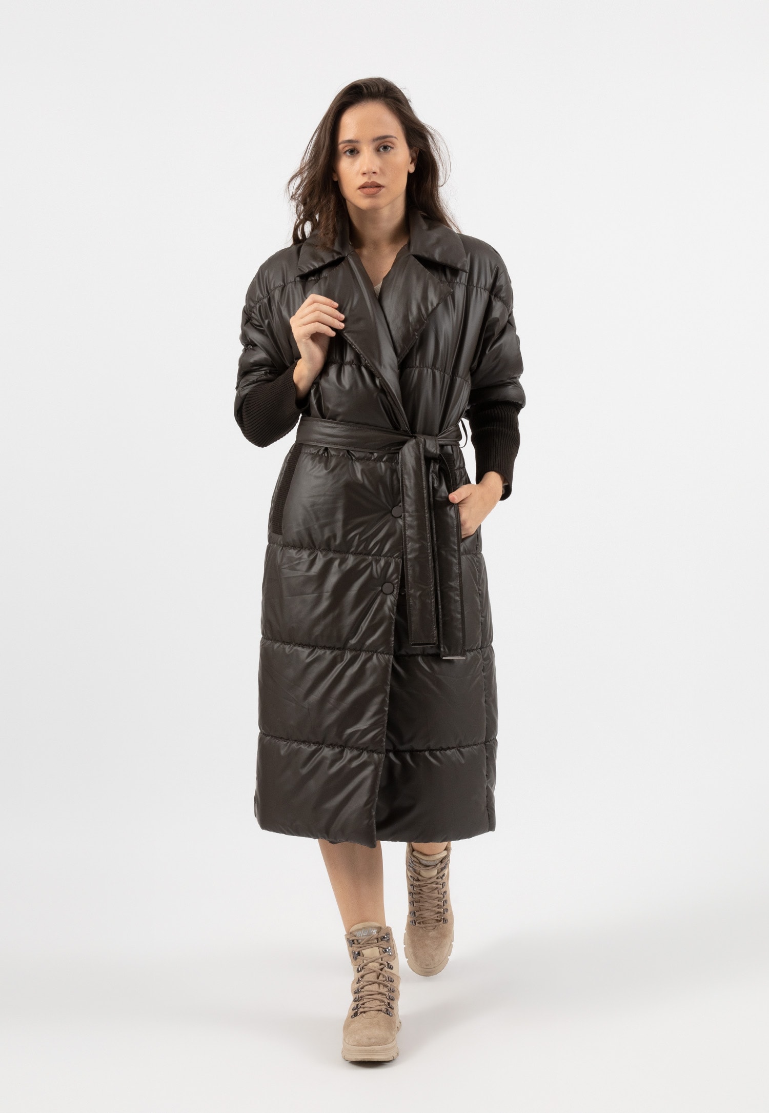 RELAKS długi brązowy ortalionowy płaszcz damski