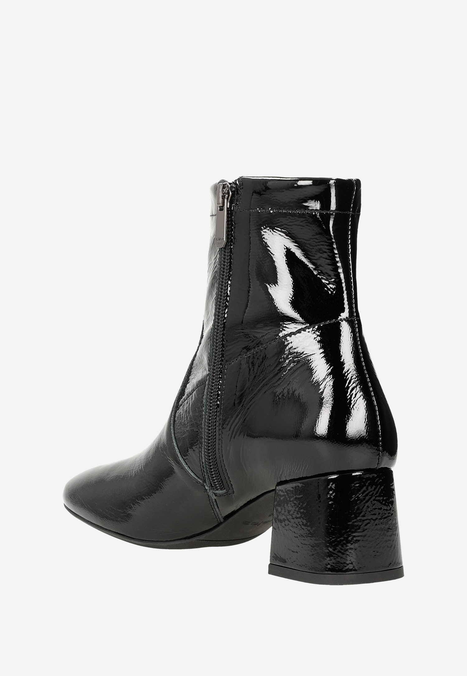 Czarne lakierowane botki damskie na obcasie