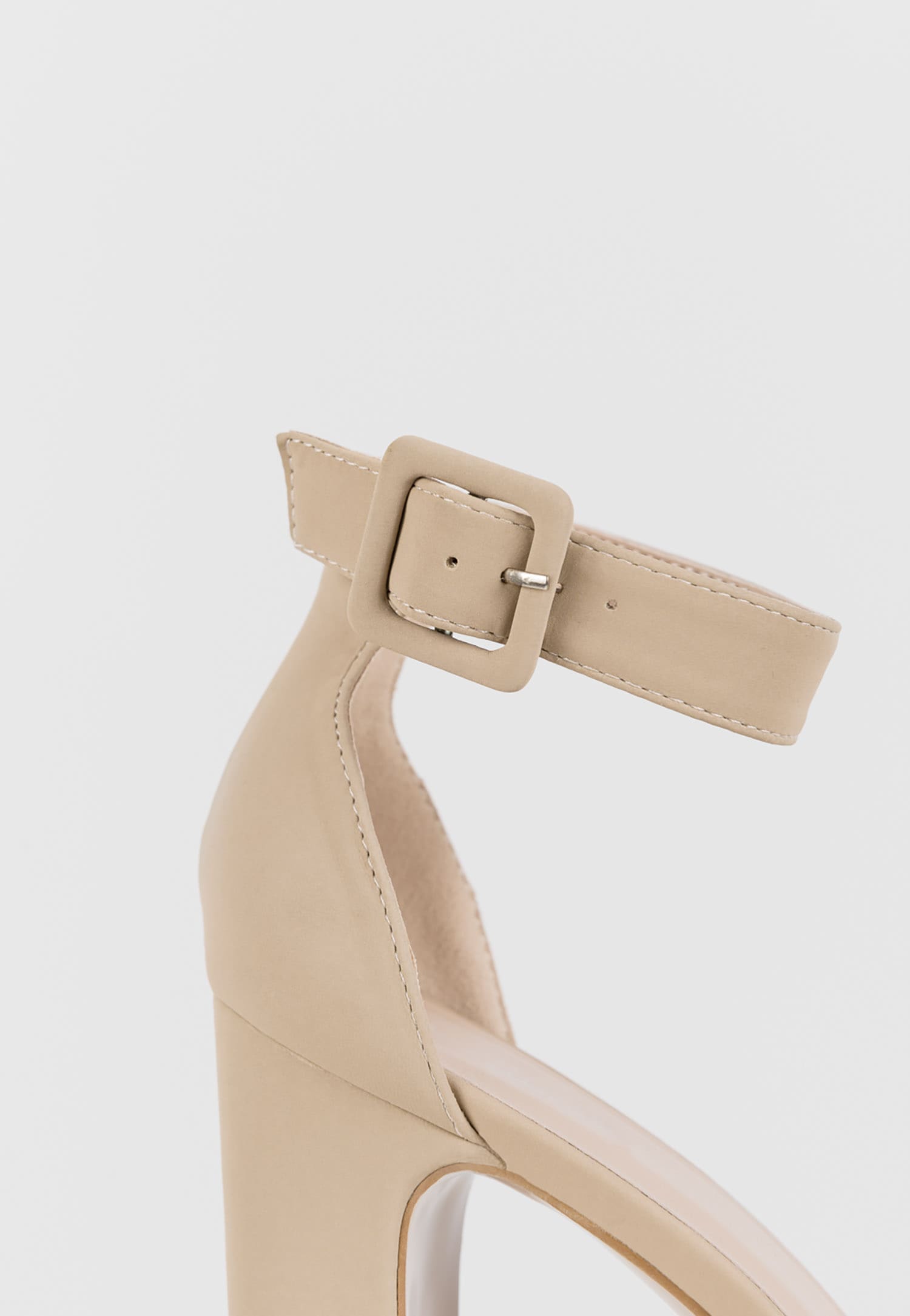 WJS wysokie beżowe sandały na platformie