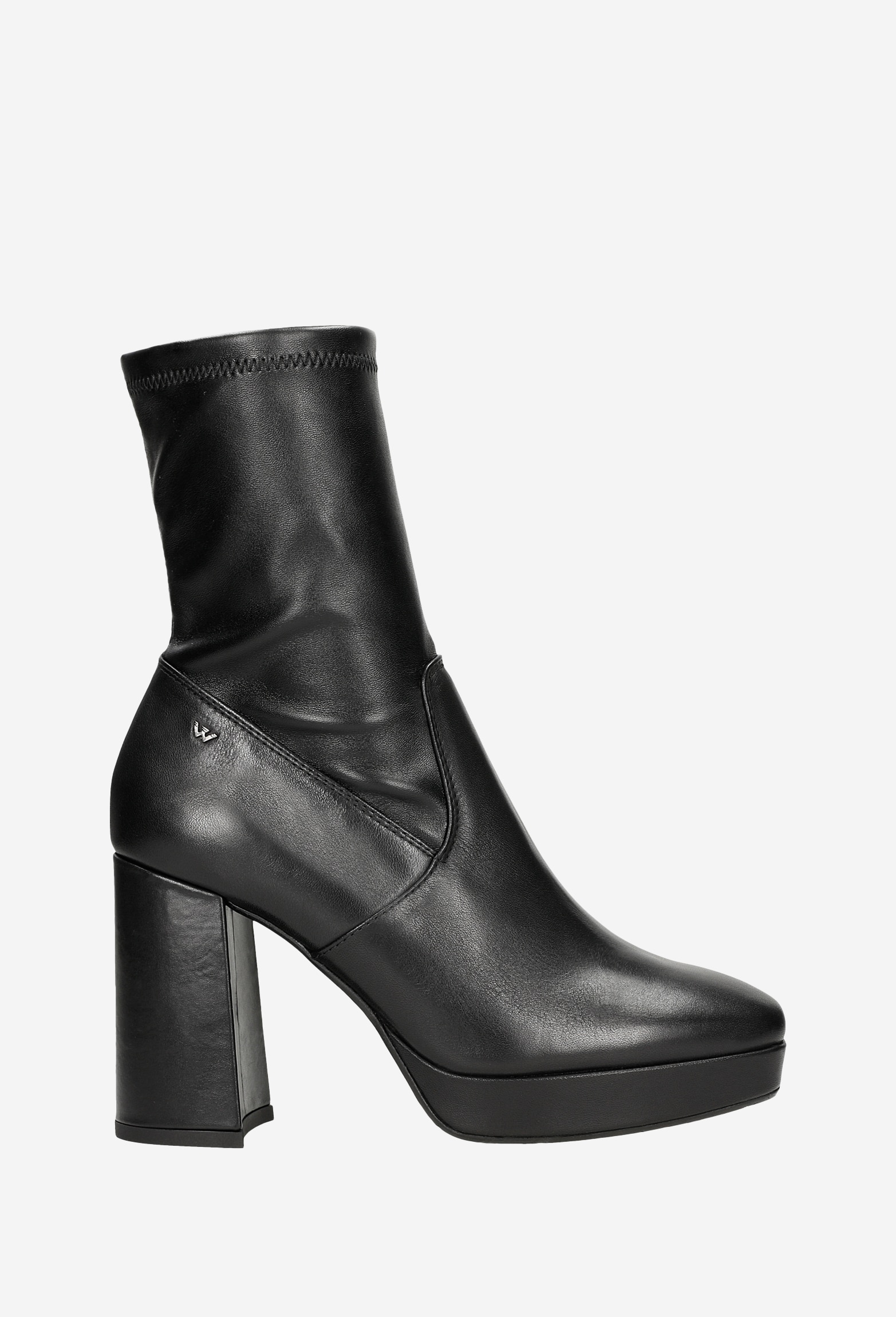 Czarne botki damskie na słupku w modowym wydaniu