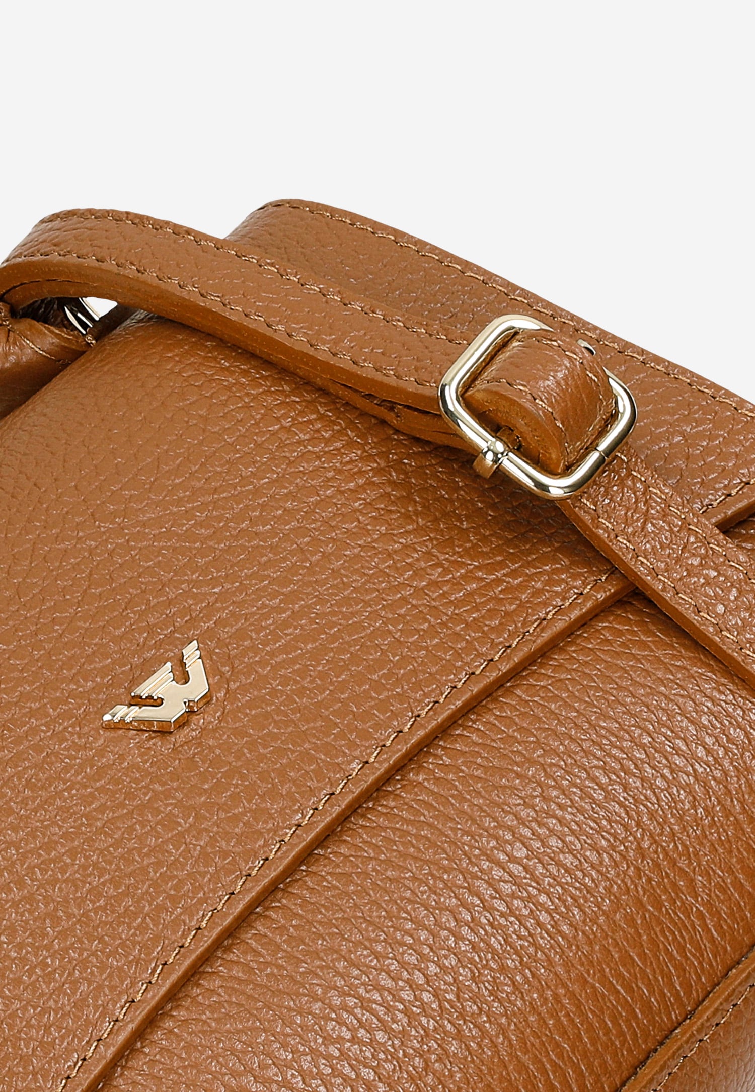 Jasnobrązowa torebka typu kuferek