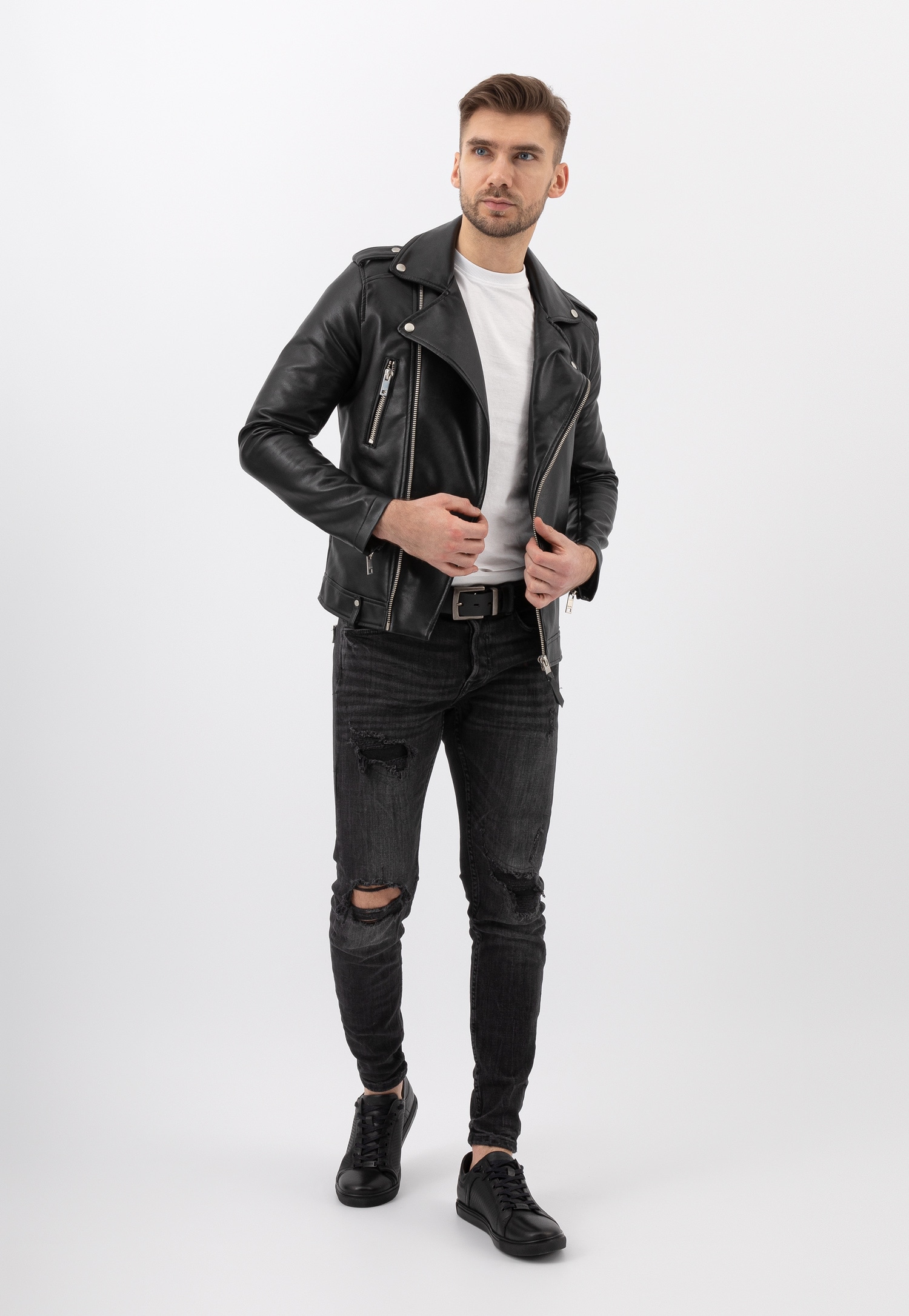 Czarne półbuty męskie z tłoczoną wstawką