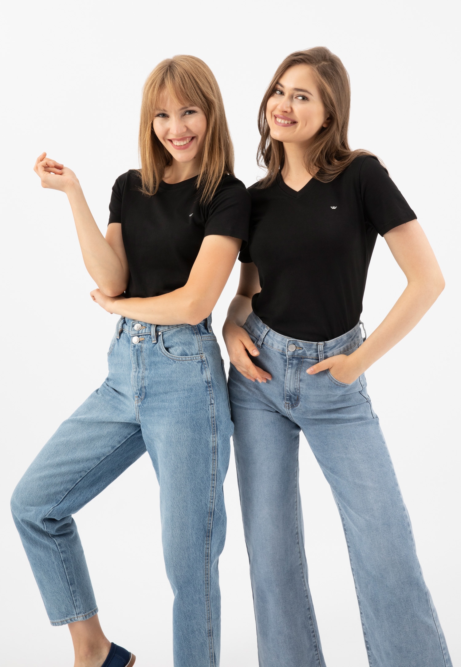 Biała bawełniana koszulka z okrągłym dekoltem