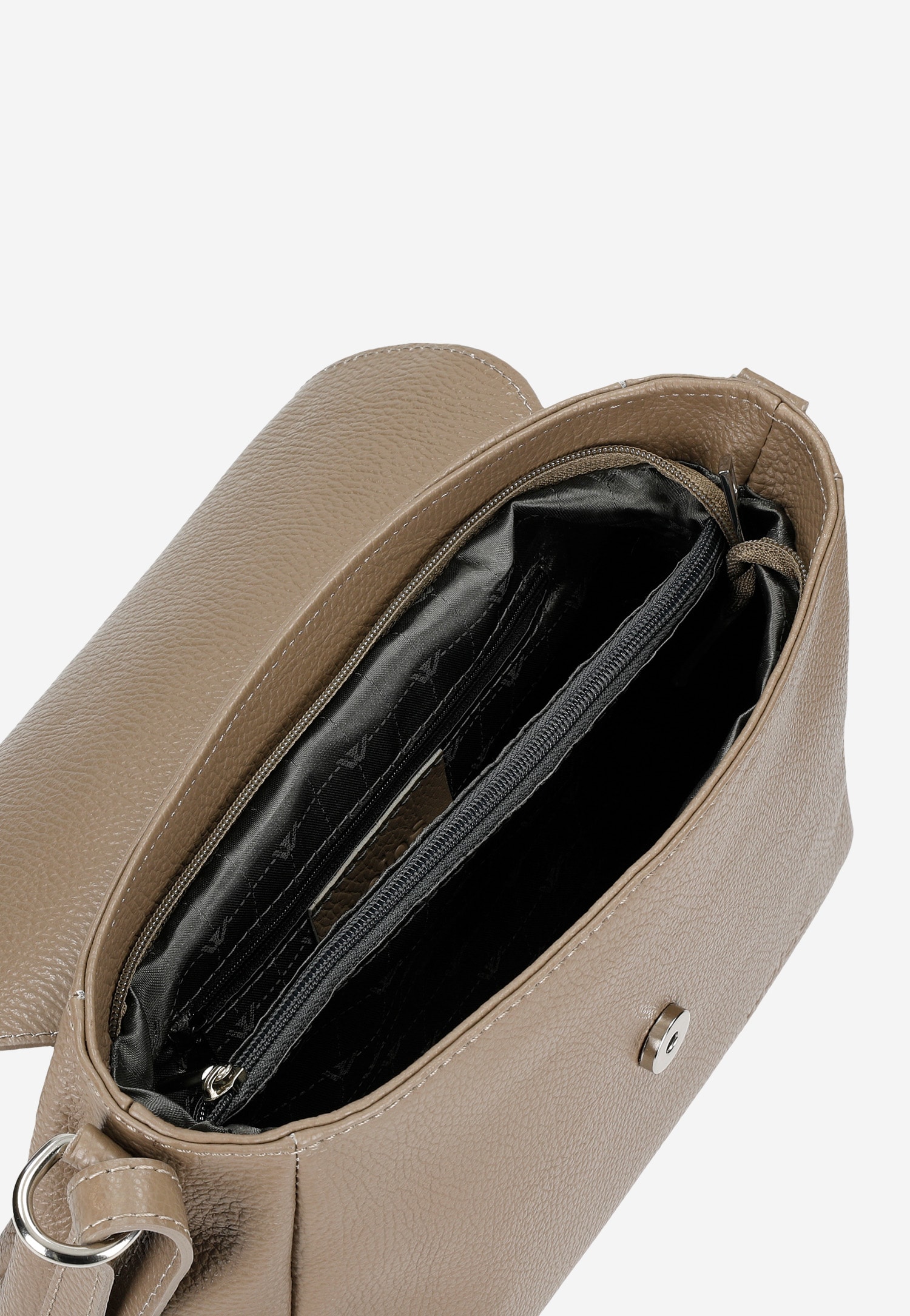 Skórzana torebka z ozdobnymi frędzelkami