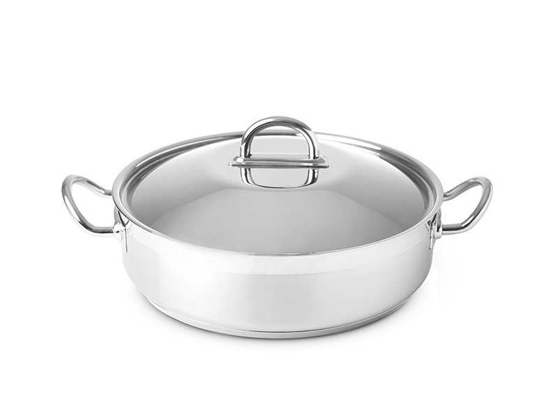 Caçarola baixa com asas