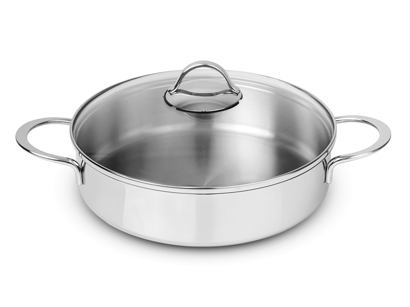 Caçarola baixa com asas