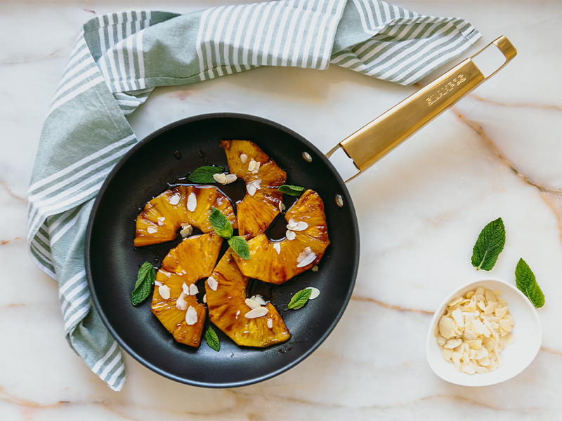 Frigideira com cabo cónica antiaderente