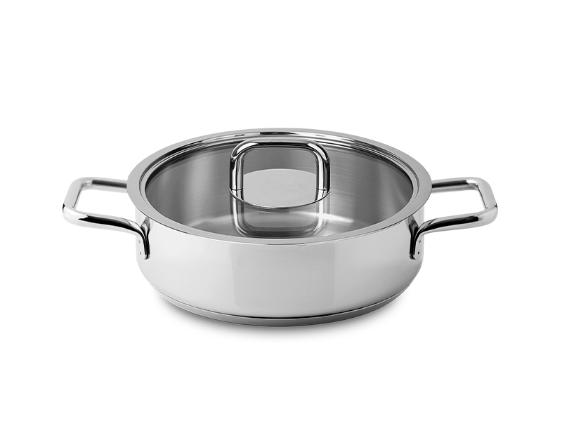 Caçarola baixa com asas