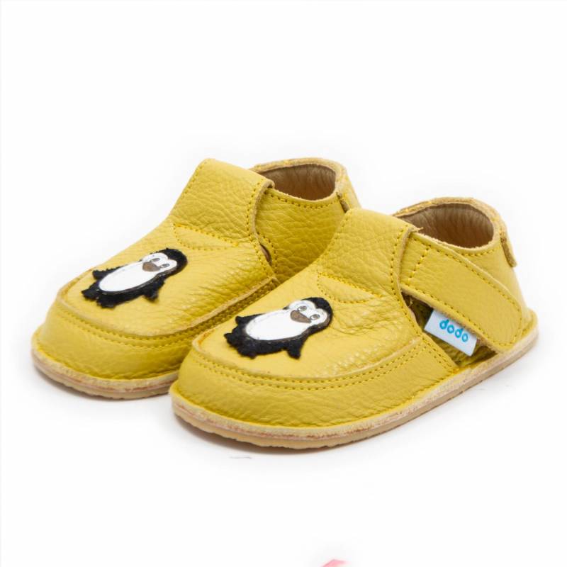 Pantof Pinguin/ Galben