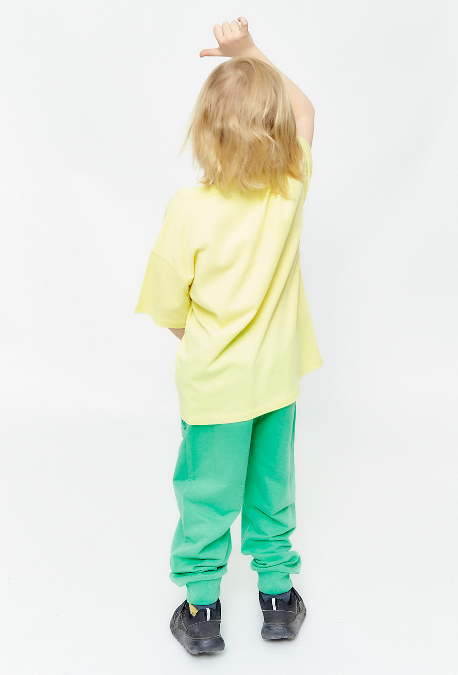 Żółty t-shirt dziecięcy z haftem