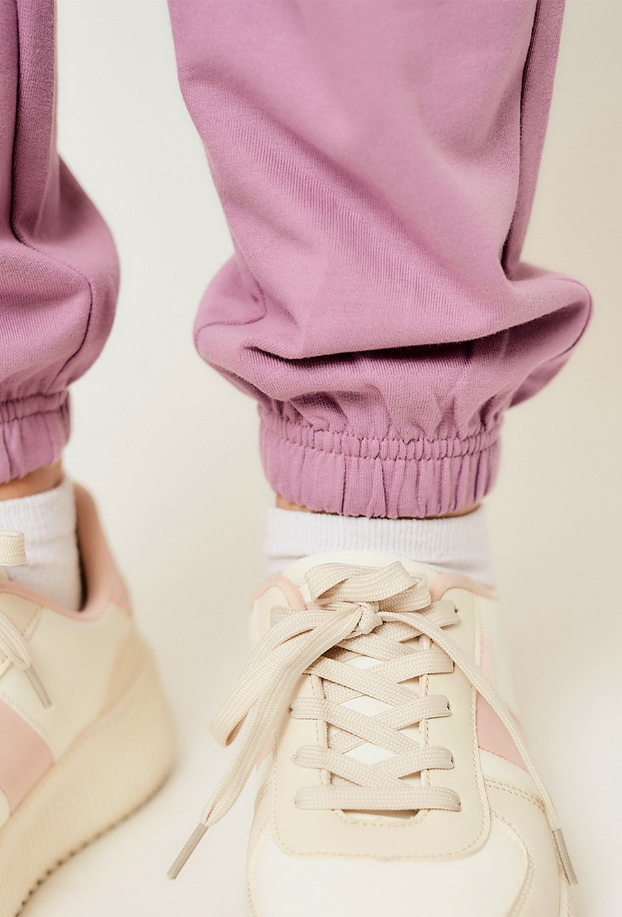 Klasyczne spodnie dresowe dla dziewczynki