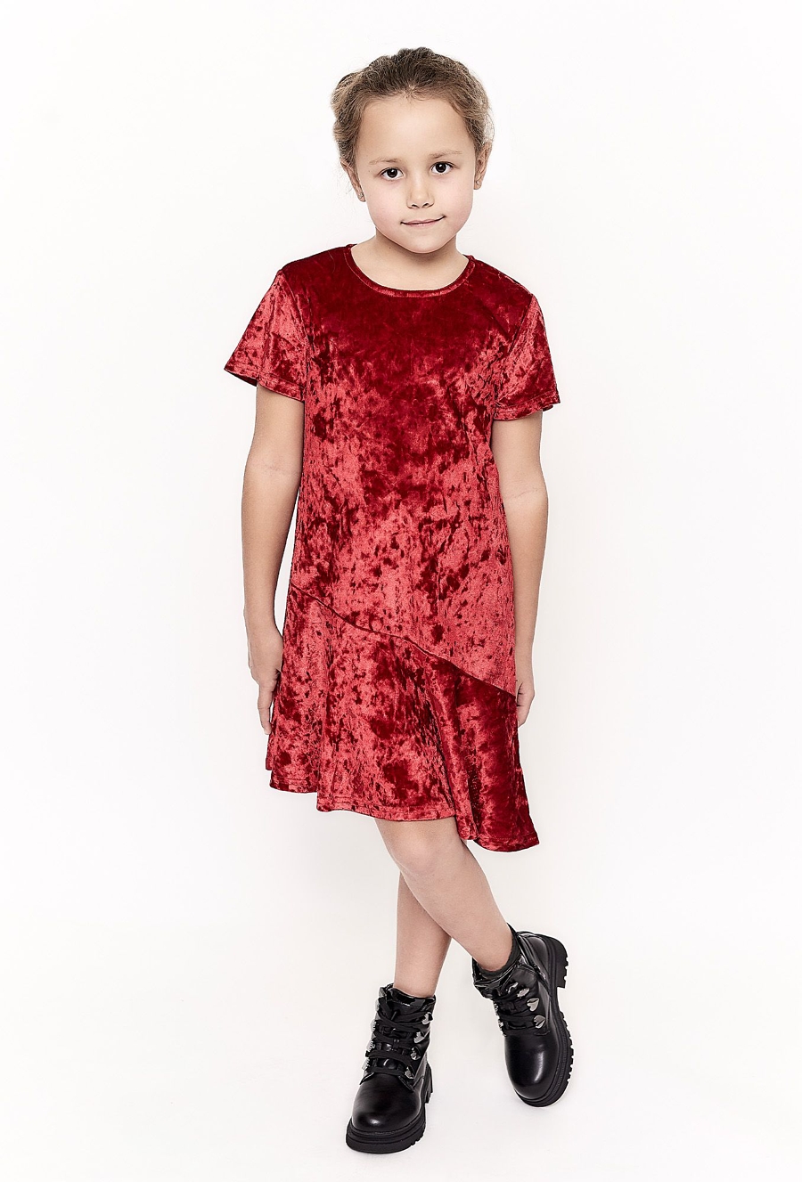 Czerwona sukienka z ótkim rękawem