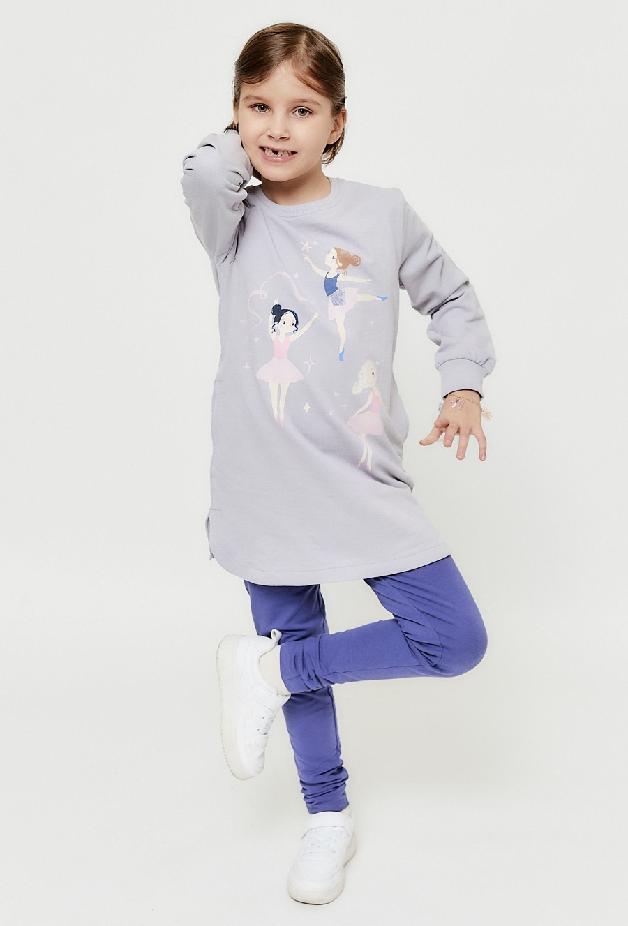 Sportowa sukienka w baletnice