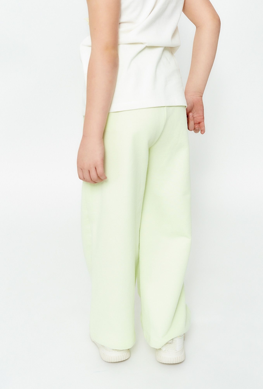 Spodnie dla dziewczynki z haftem – wide leg