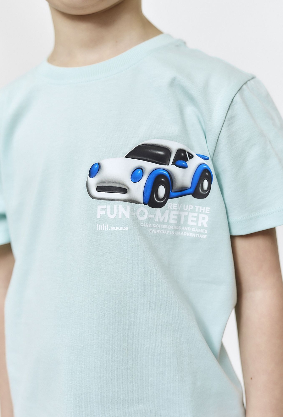 T-shirt chłopięcy z nadrukiem samochodu