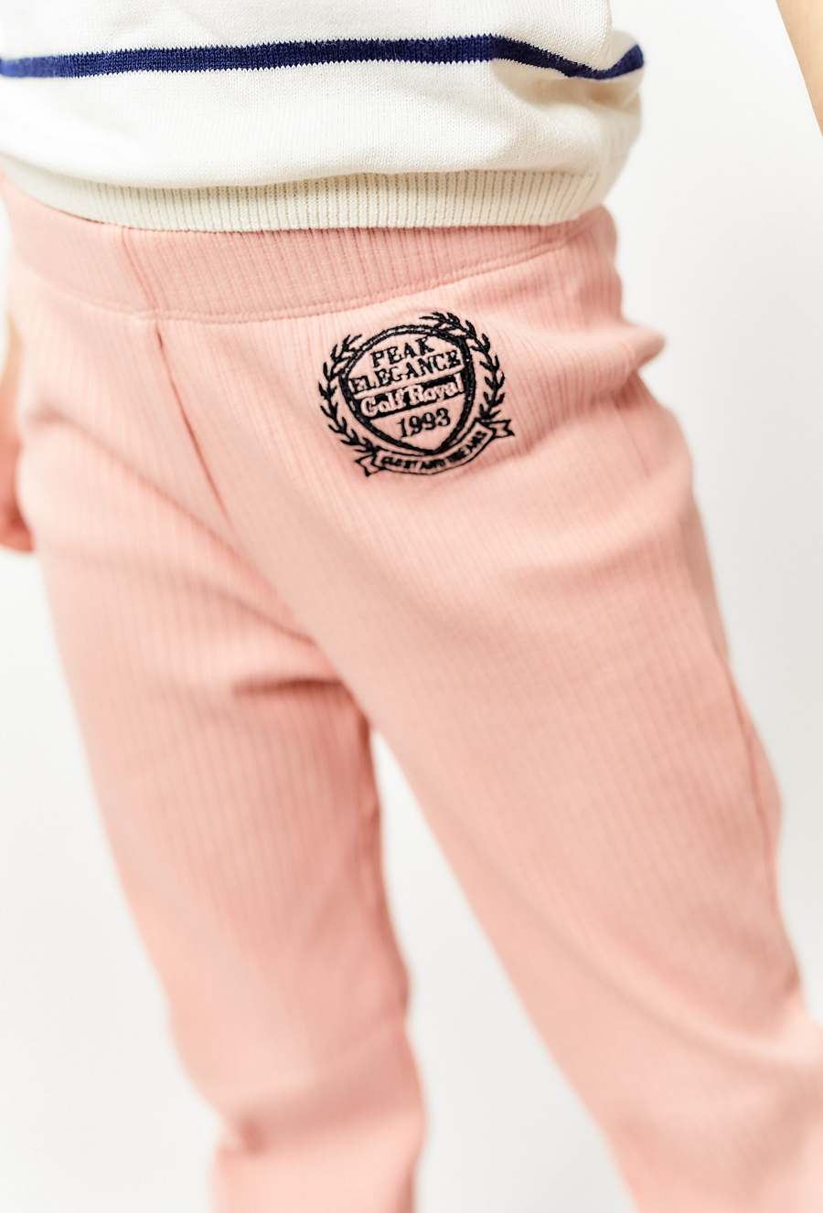 Spodnie dziewczęce z prostą nogawką