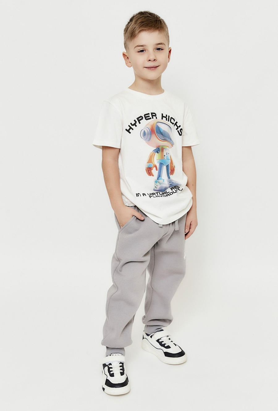 Spodnie dresowe dla chłopca - szare z kieszeniami