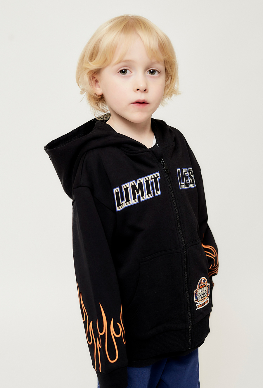 Czarna bluza dresowa dla chłopca - Limit Less - Limited Edition
