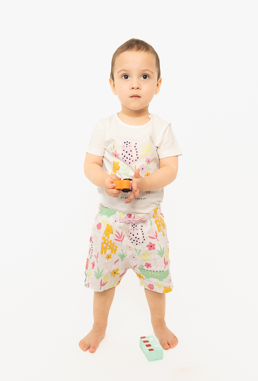 Kolorowe szorty niemowlęce