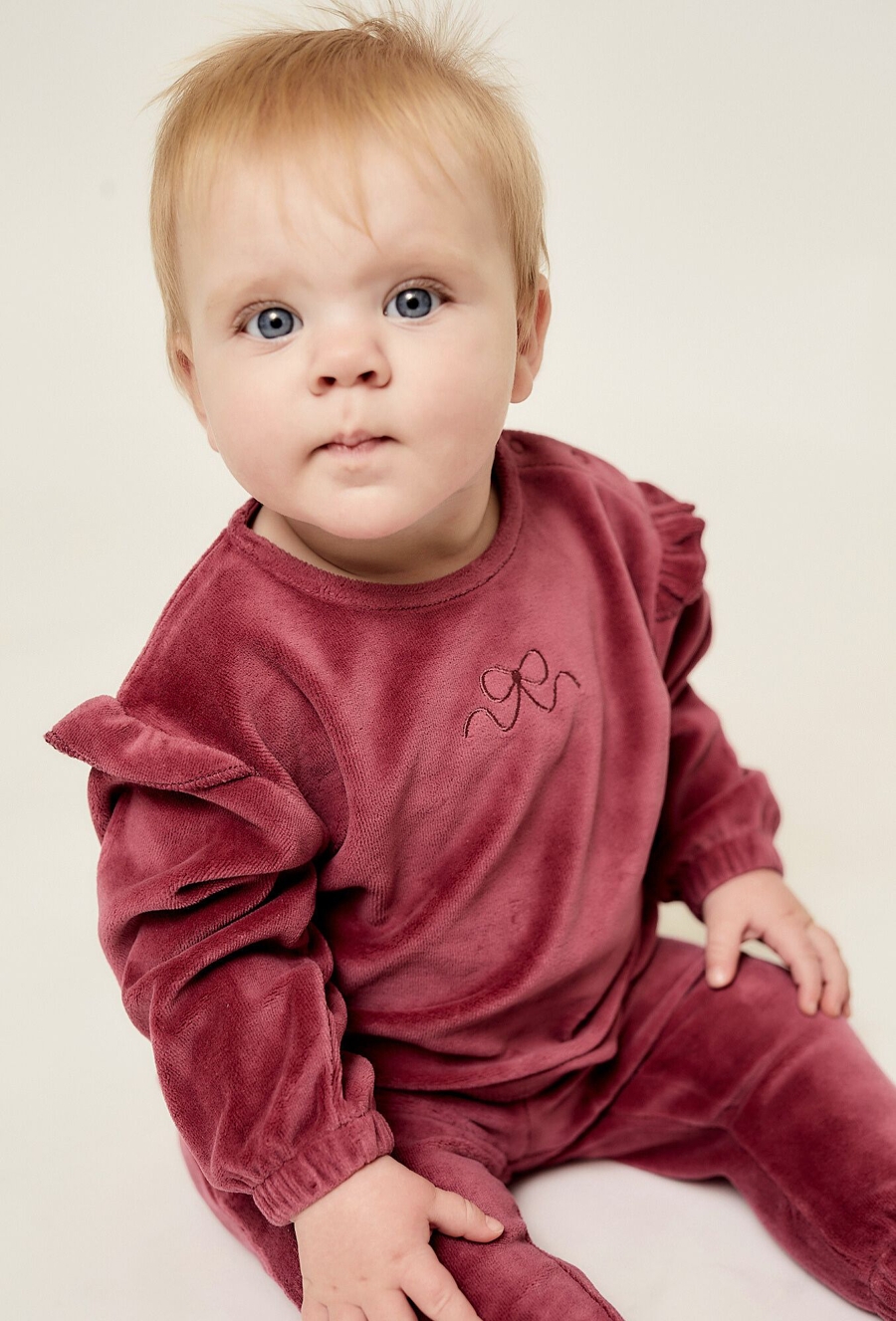 Bluza nierozpinana na stójce