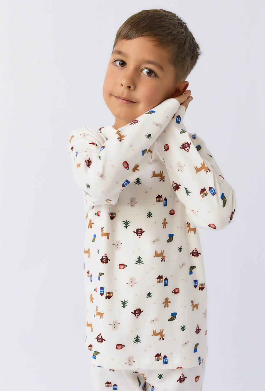 Chłopięca piżama z długim rękawem w świąteczny wzór