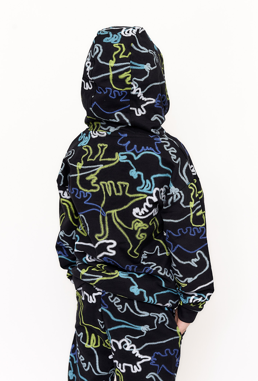 Czarna nierozpinana bluza w dinozaury - 510.15.