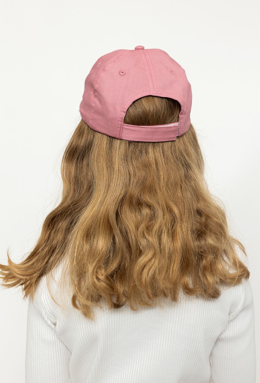 Dziewczęca czapka z daszkiem - różowa