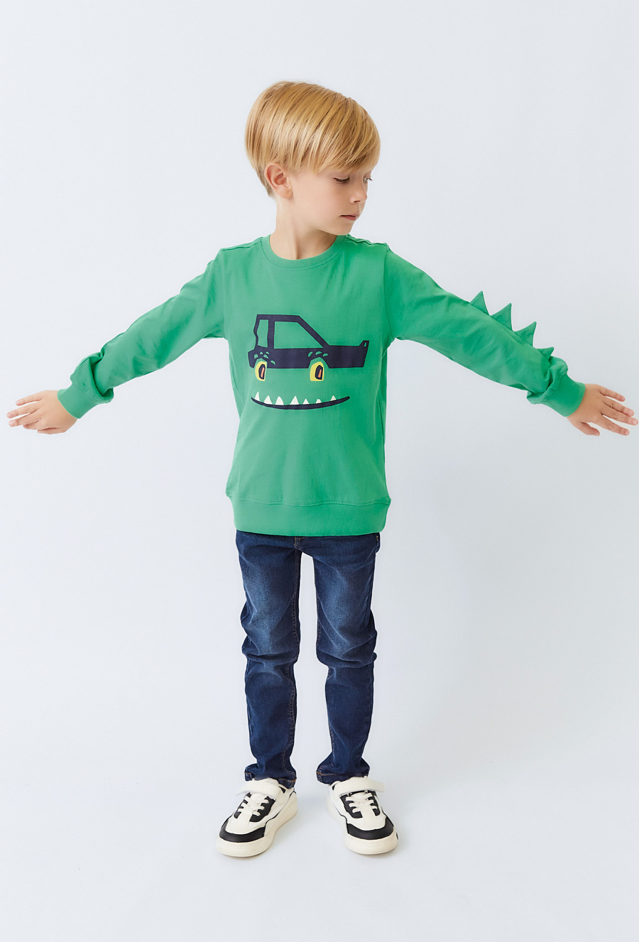Zielona bluzka dziecięca z nadrukiem okodyla
