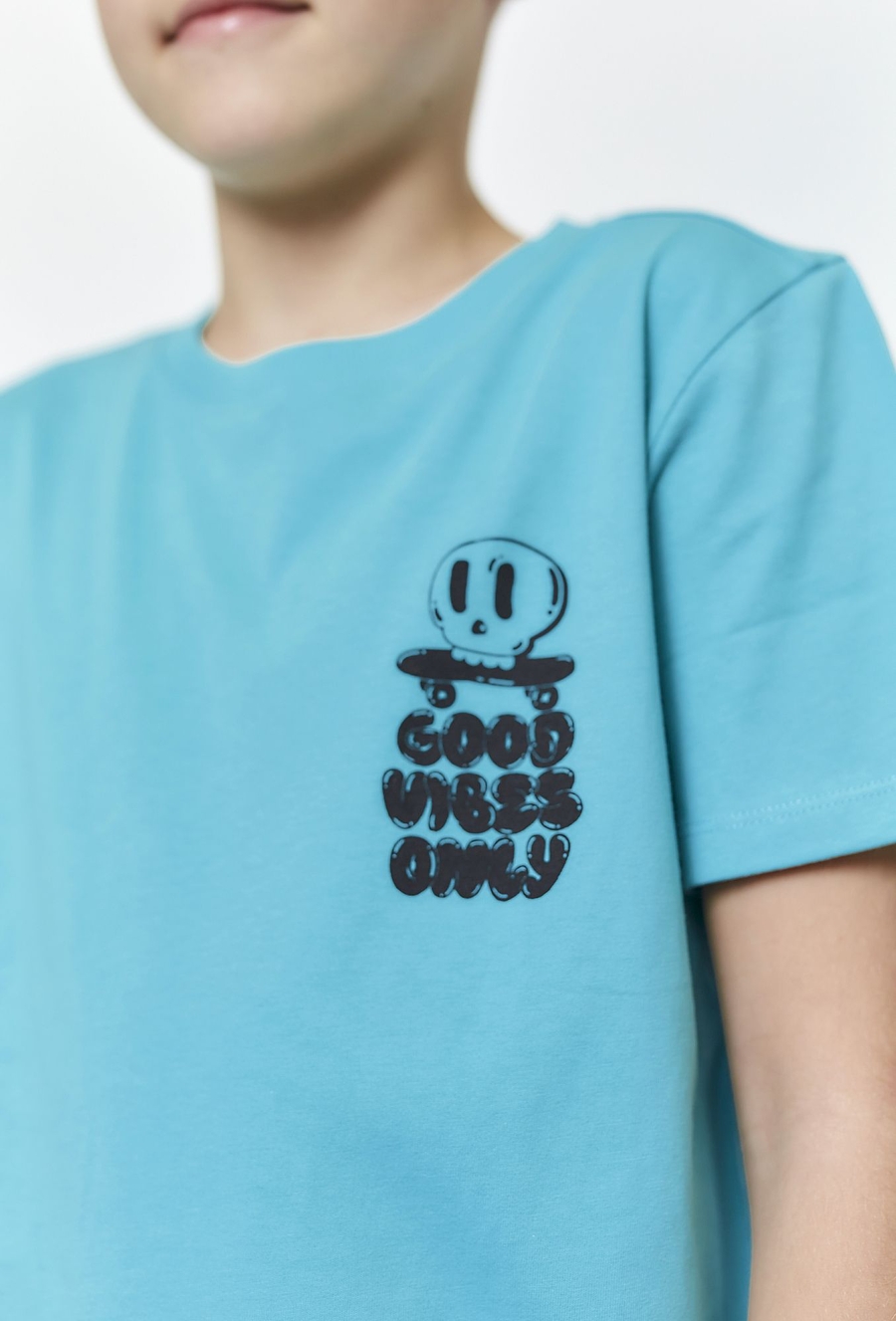 Chłopięcy t-shirt z małym nadrukiem