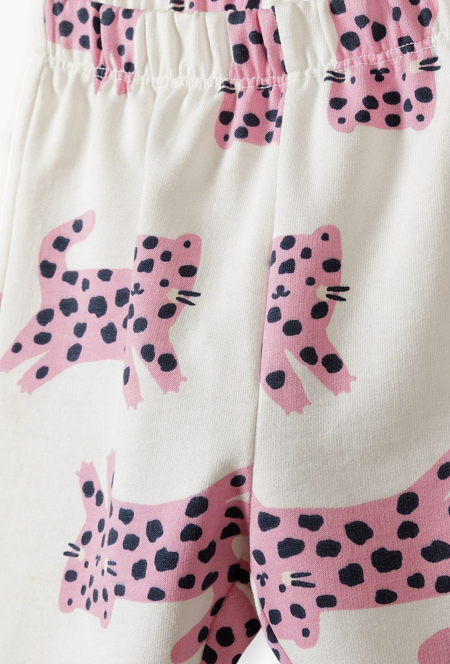 Dresowe spodnie niemowlęce w różowe tygryski - 510.15.