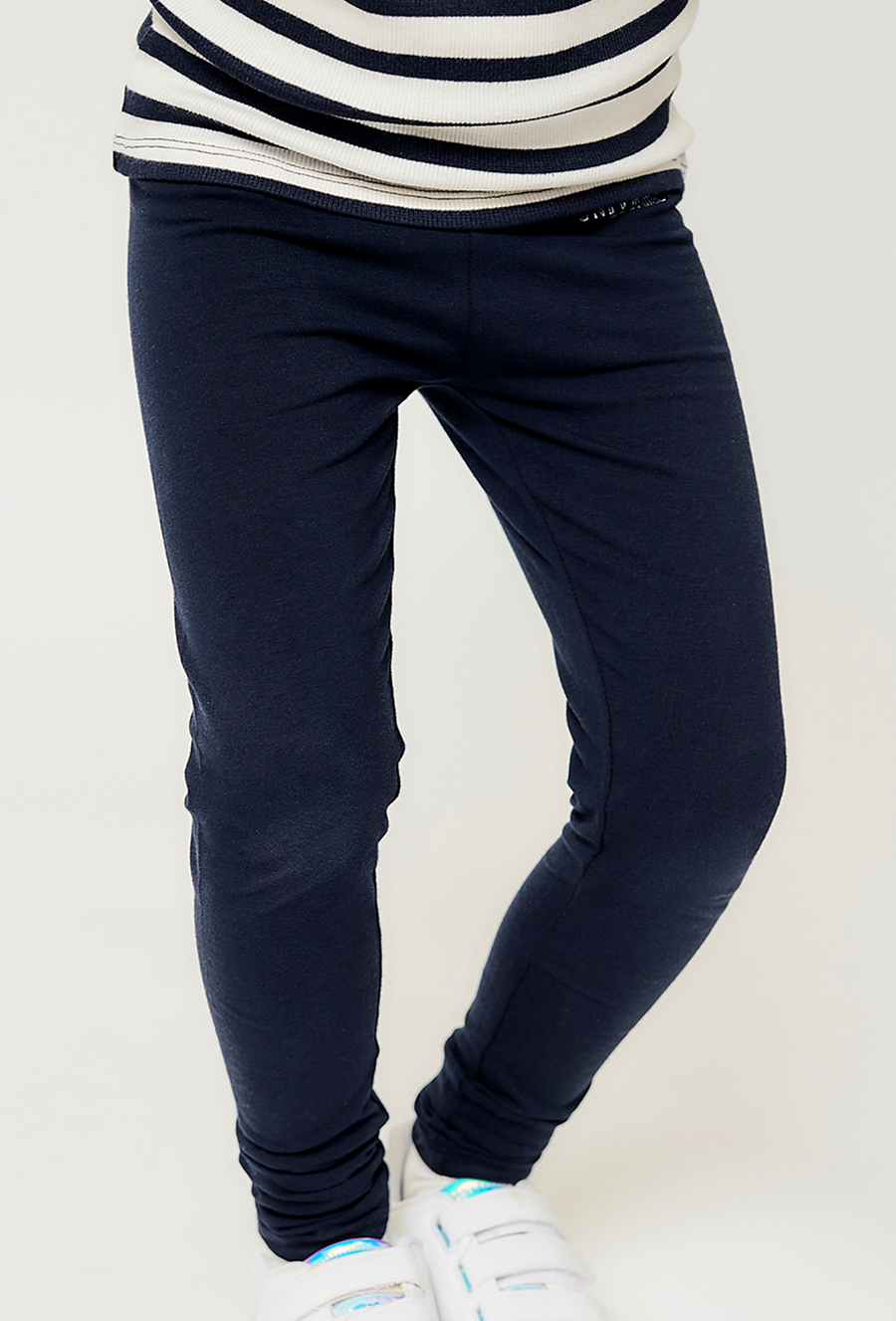 Granatowe legginsy dla dziewczynki - 510.15.