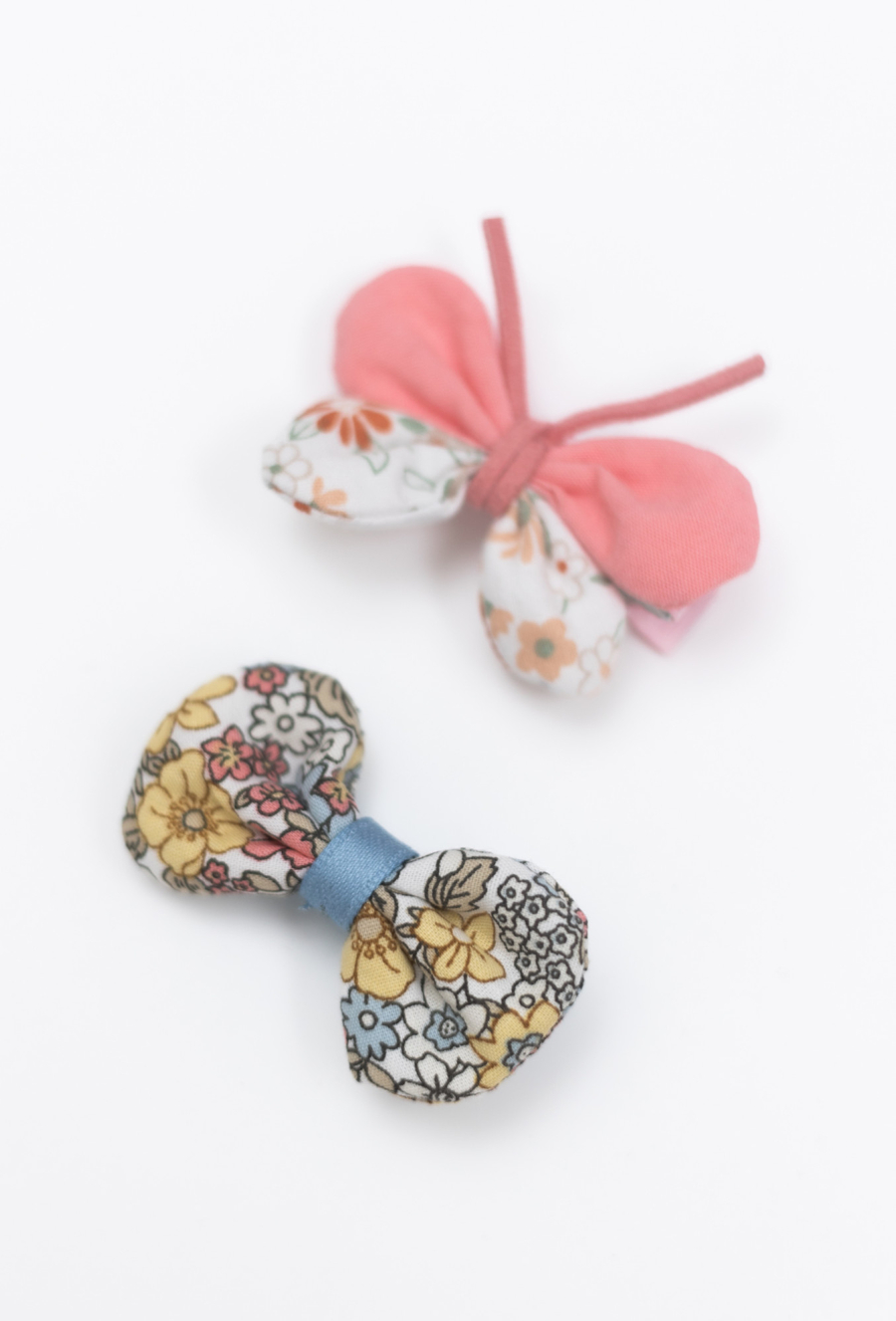 Zestaw dziewczęcych spinek