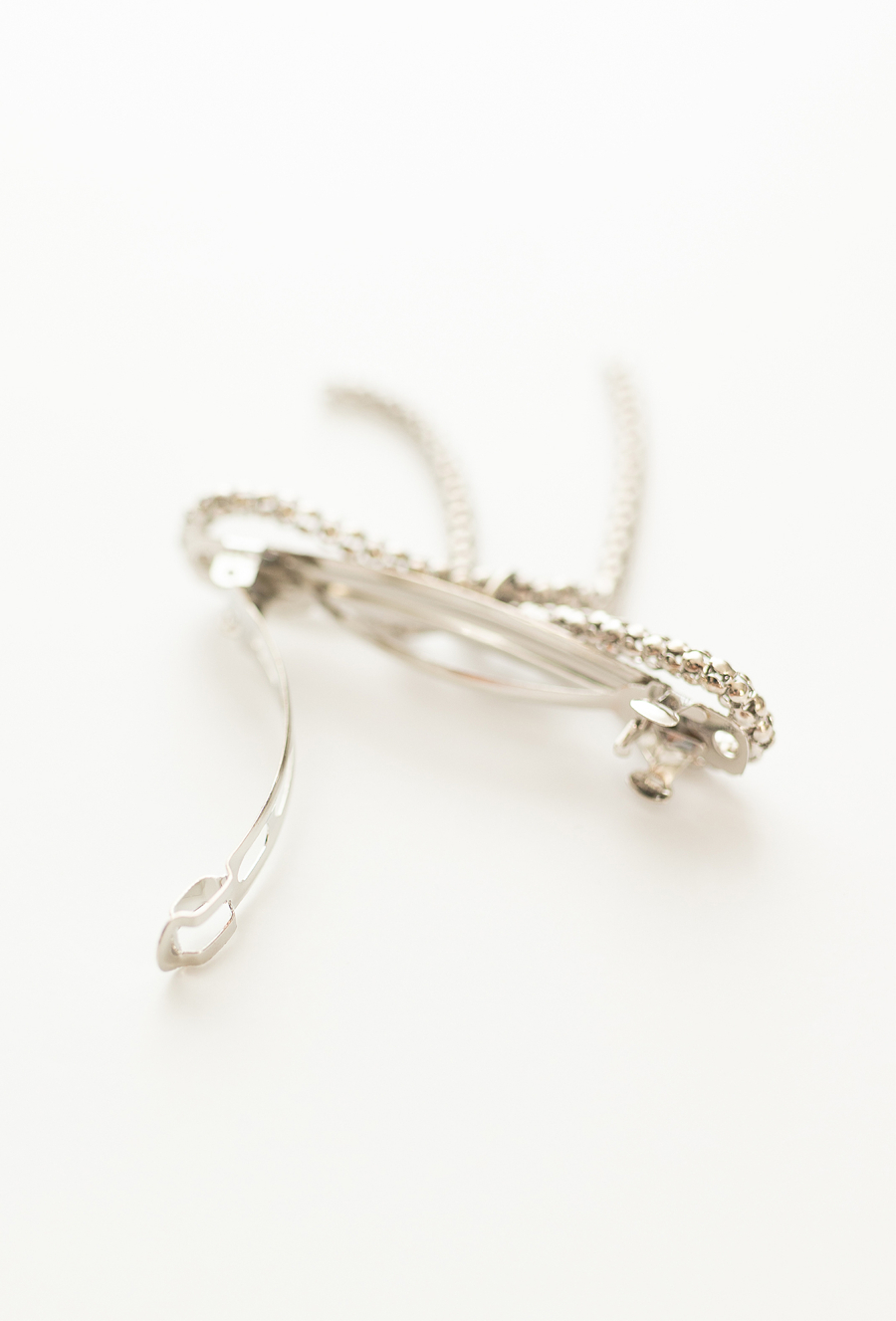 Spinka do włosów z cyrkoniami w kształcie kokardki