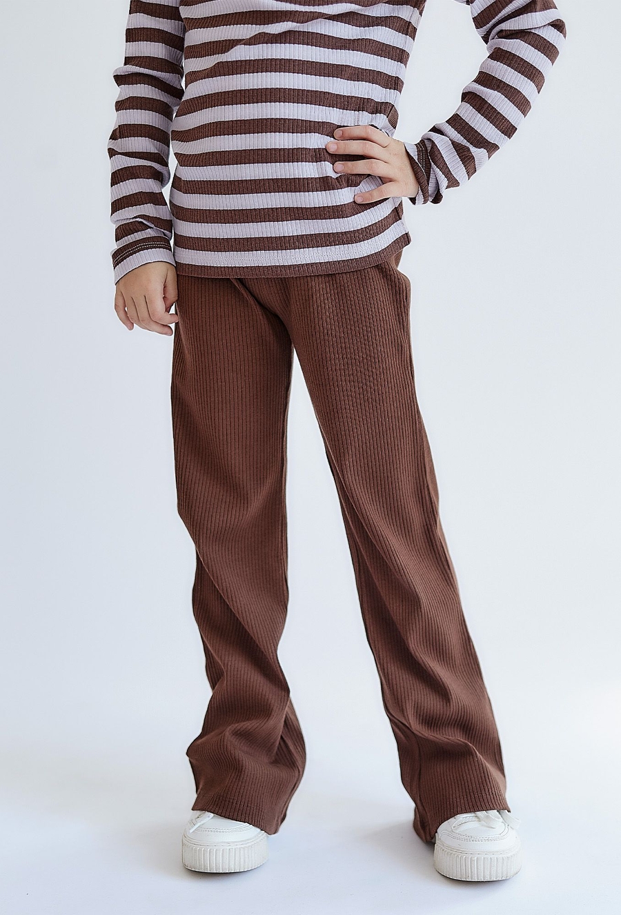 Spodnie dziewczęce o oju flare