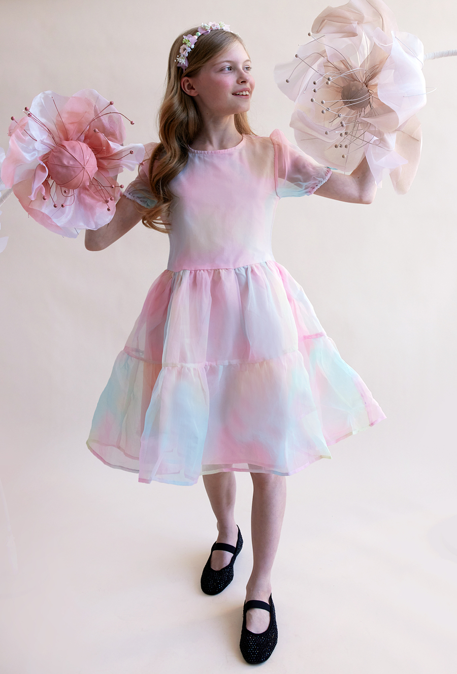 Tęczowa sukienka dla dziewczynki – tiulowa. pastelowa
