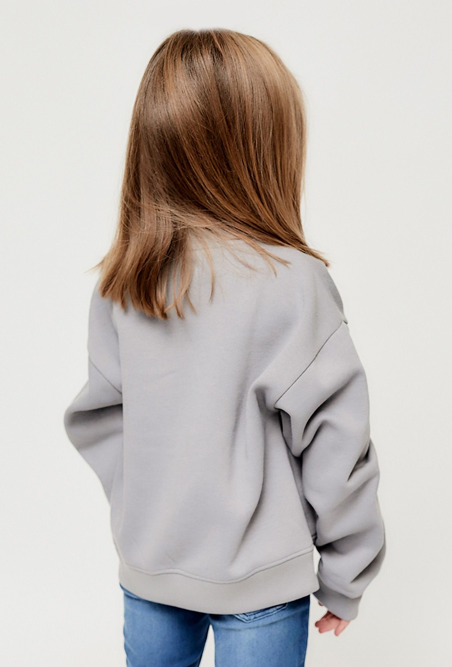 Szara bluza dresowa dla dziewczynki ozdobiona kokardami