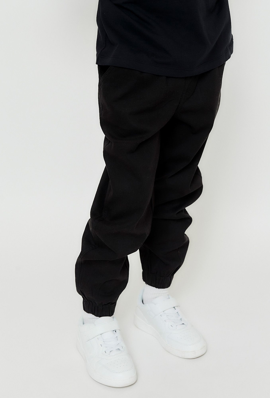 Klasyczne spodnie dresowe - czarne