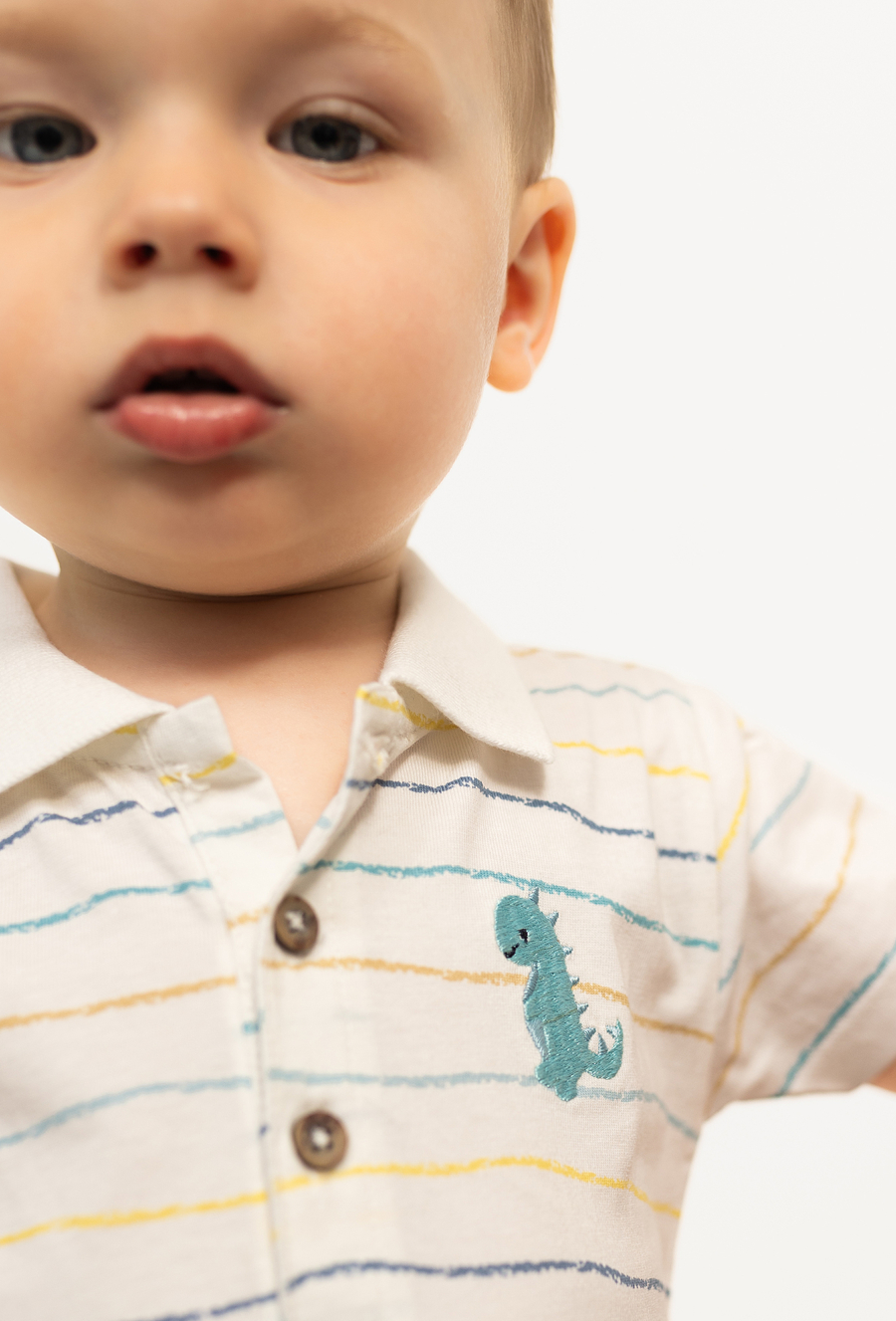 Pajacyk ótki niemowlęcy z kołnierzykiem