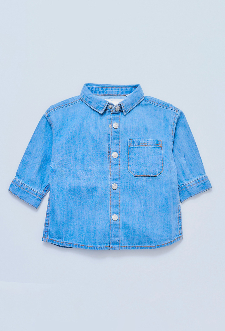 Niebieska jeansowa koszula dla niemowlaka