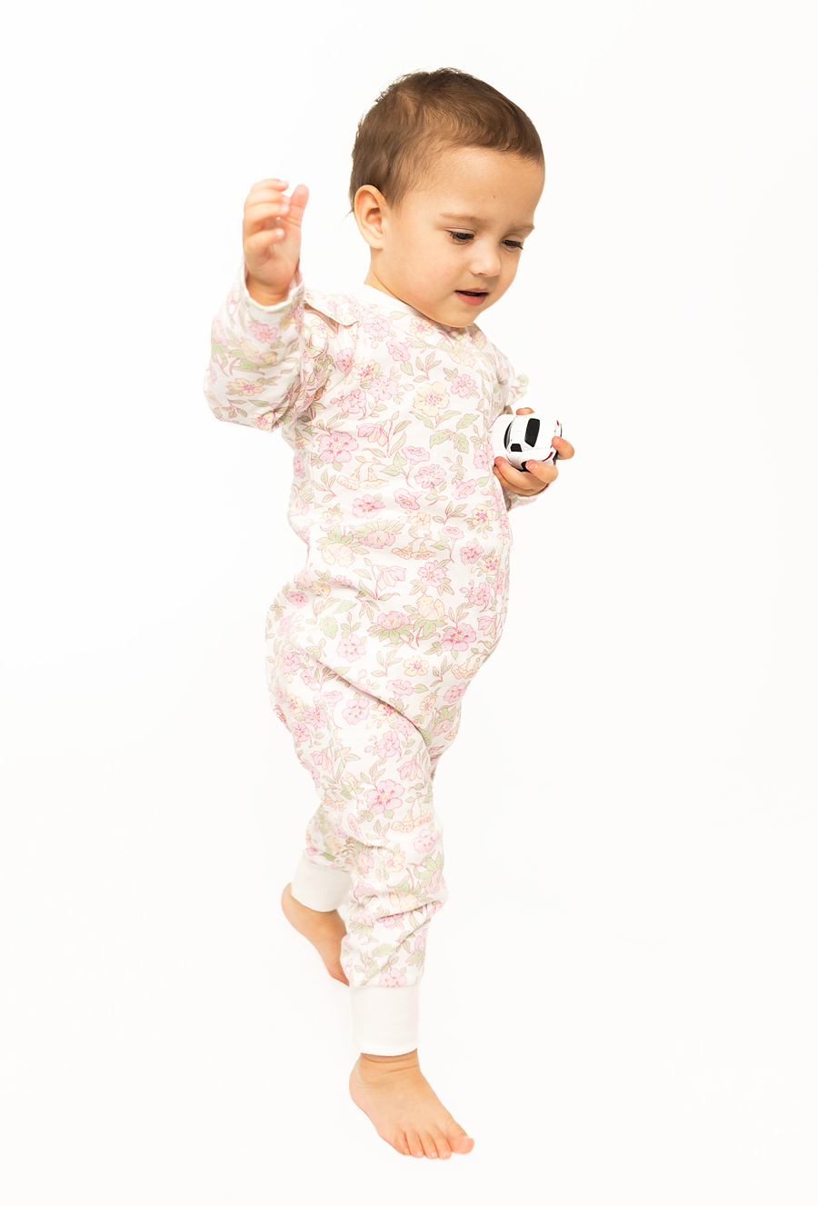 Pajac niemowlęcy dla dziewczynki – kwiatowy wzór