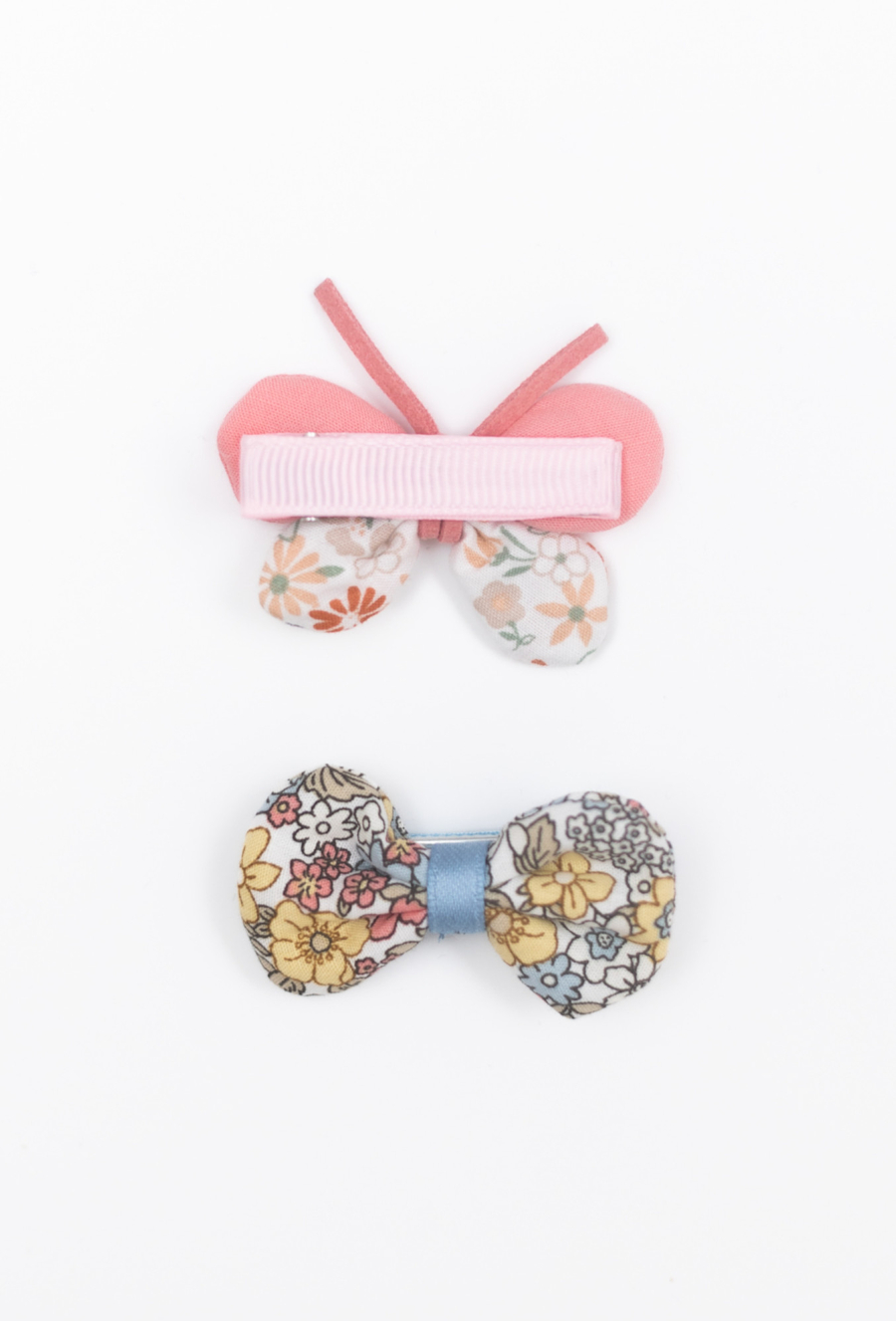 Zestaw dziewczęcych spinek