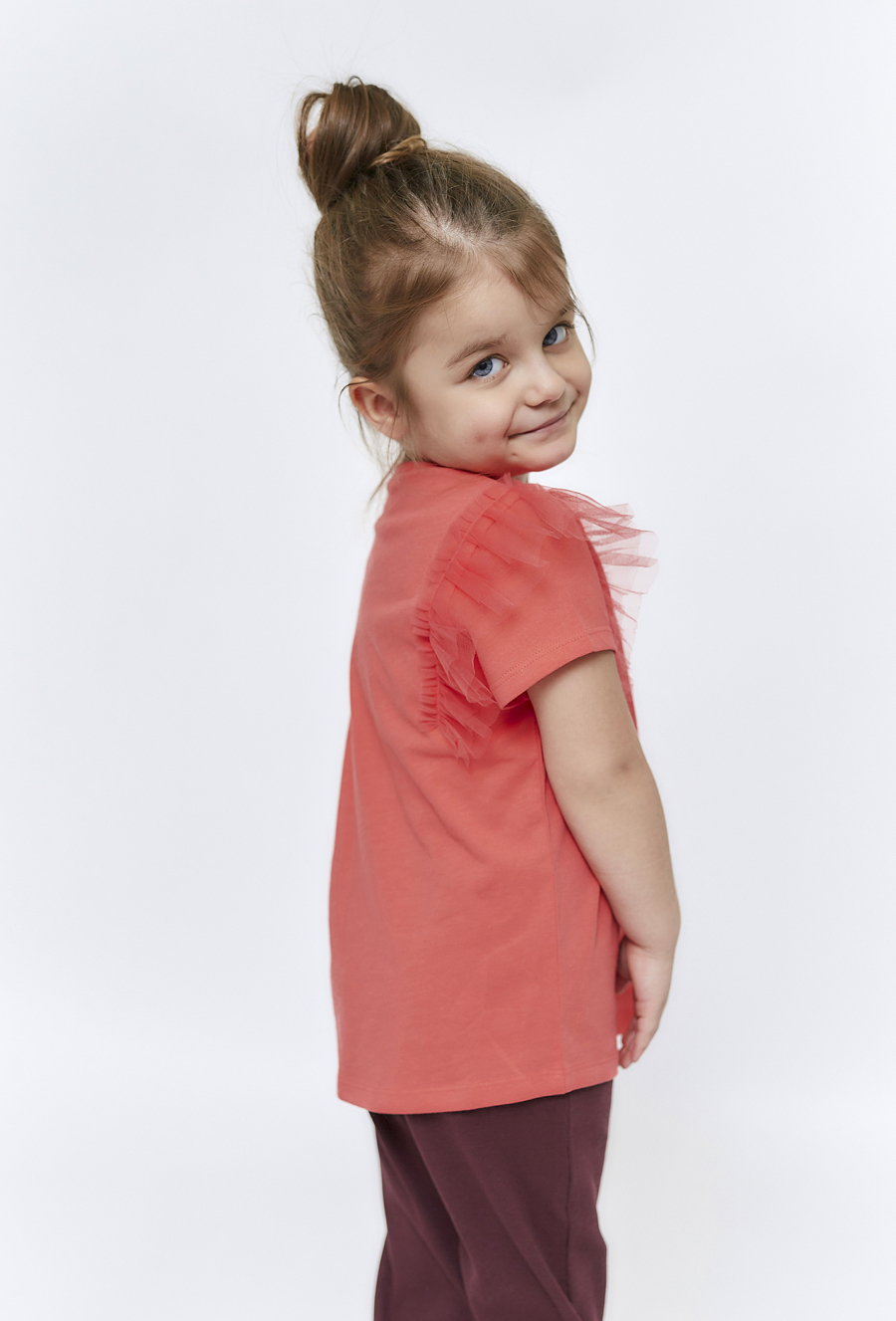 Dziewczęcy t-shirt z tiulowymi rękawkami