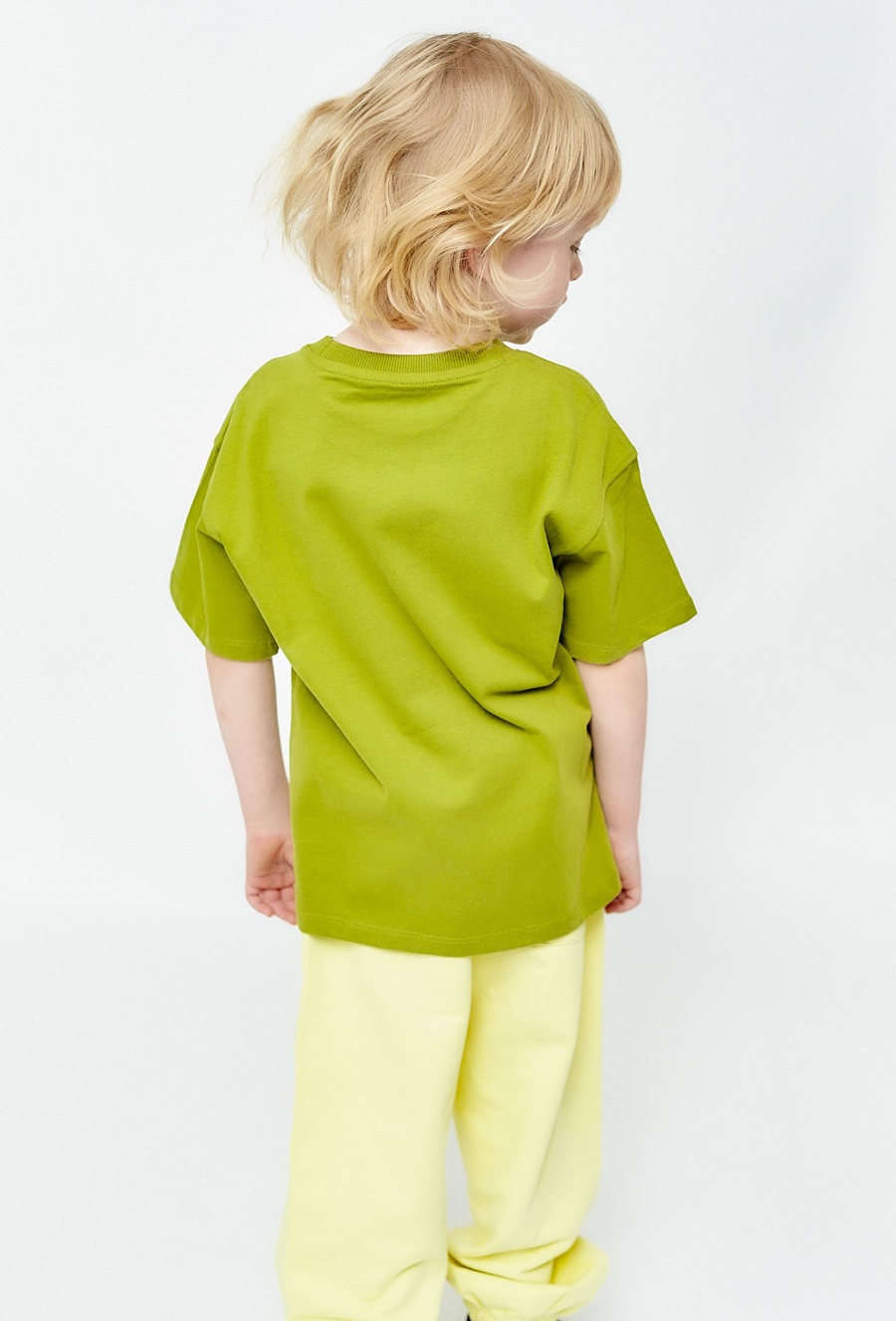 T-shirt chłopięcy z nadrukiem kameleona