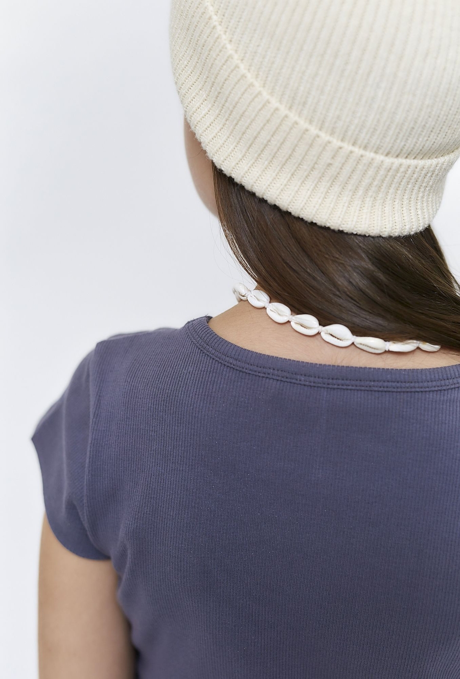 Dzianinowa koszulka z ótkim rękawem - grafitowa