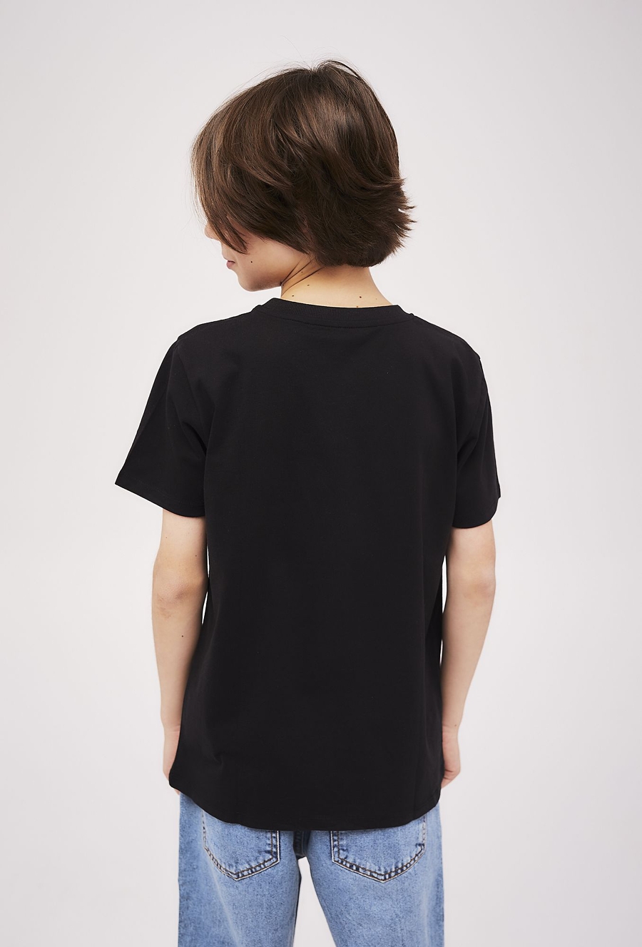 Czarny t-shirt dla chłopca